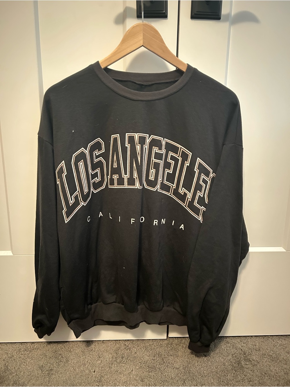 Los Angeles Graphic Crewneck Sweatshirt - Black